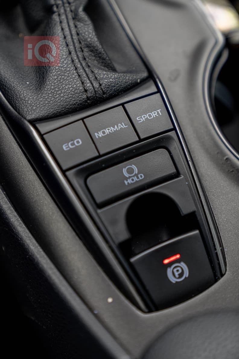 تۆیۆتا کامری